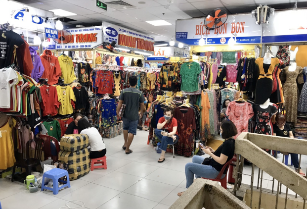 Chợ An Đông được rất nhiều nhà buôn đến nhập đầm Quảng Châu
